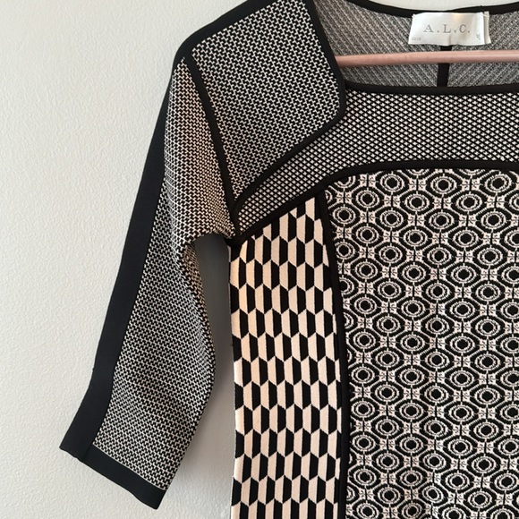 A.L.C. 3/4 Sleeve Jay Multi Geometric Print Sweater Dress Women's Medium - Picture 4 of 10